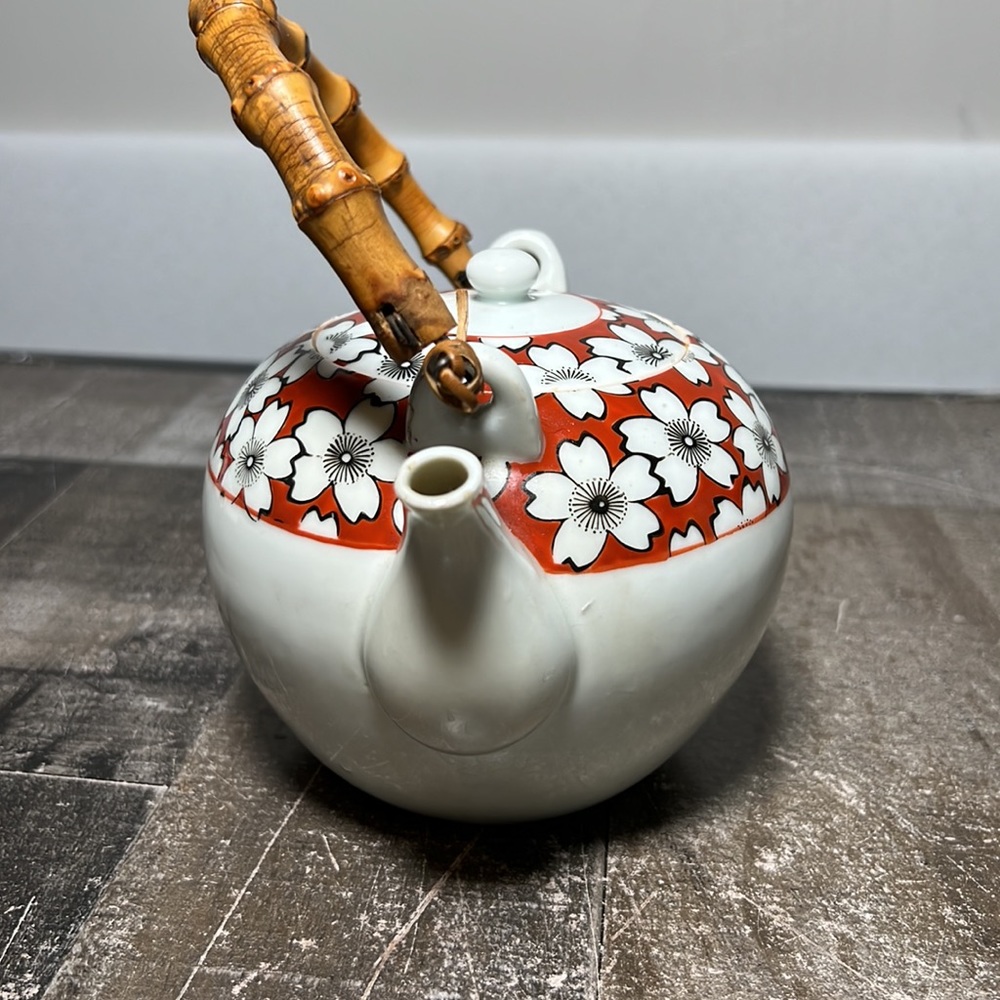 Vintage Asian Porcelain Tea Pot Name under Lid Rattan Handle - Picture 4 of 7